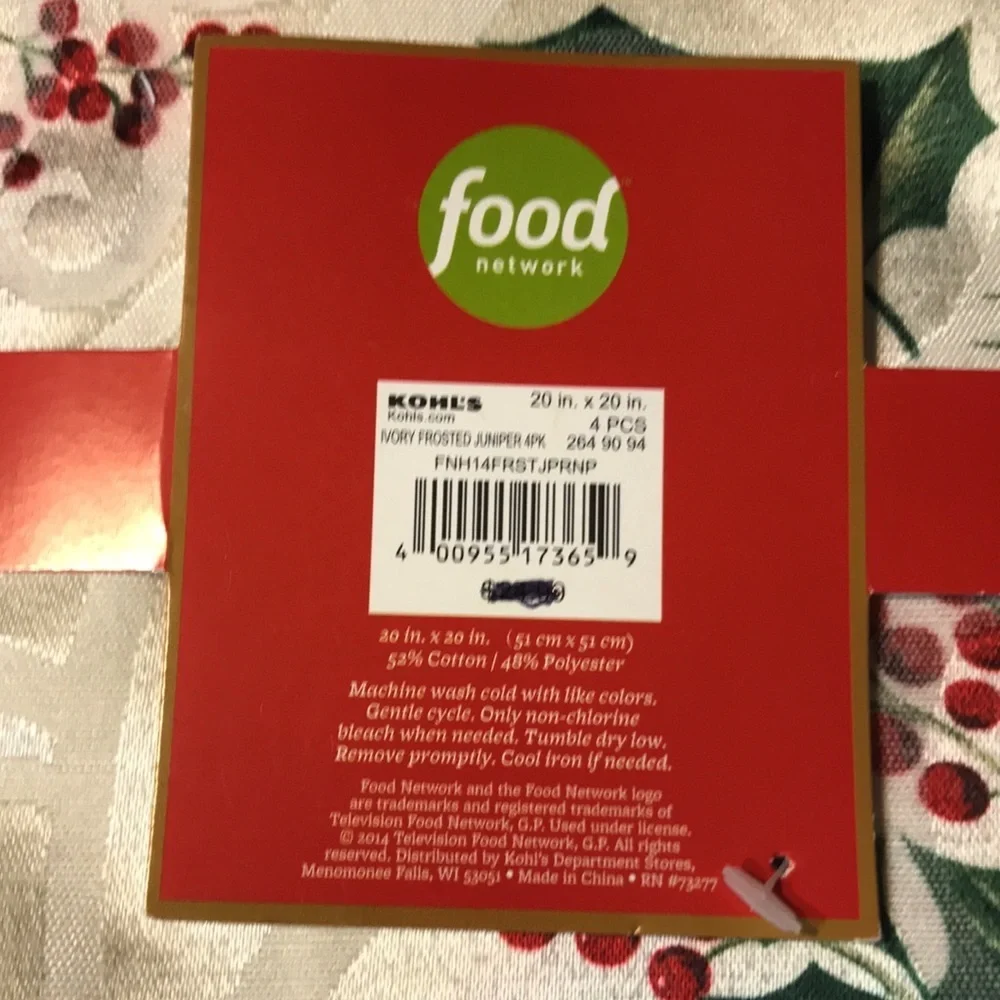 NWT Set/4 Frosted Juniper Holiday Napkins